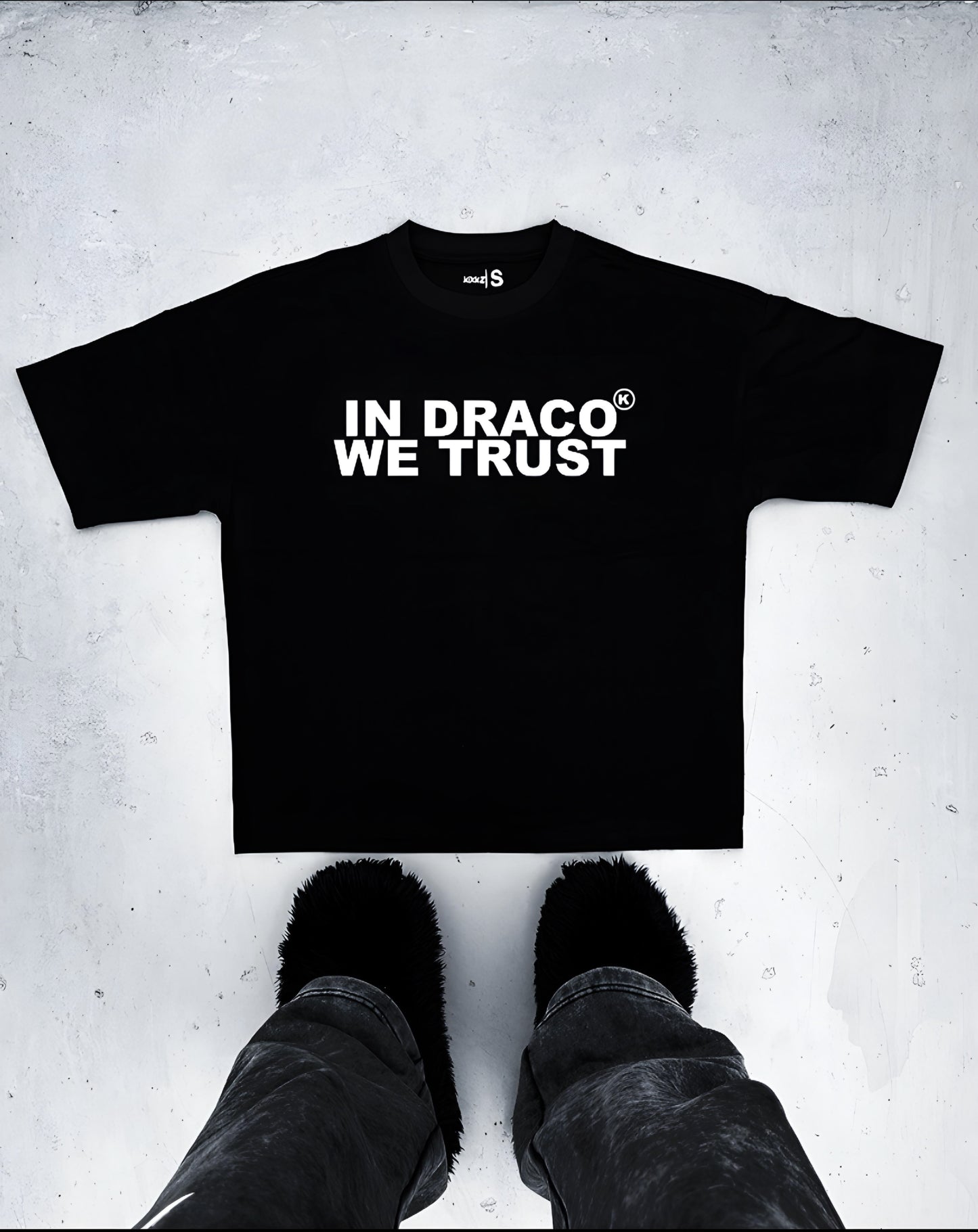 IN DRACO WE TRUST OVERSIZED TEE (BLACK)